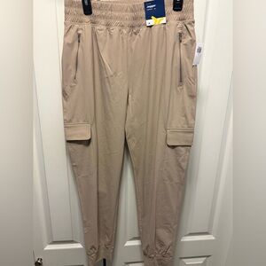 Women’s Old Navy Tan Jogger sleektech Pants - M